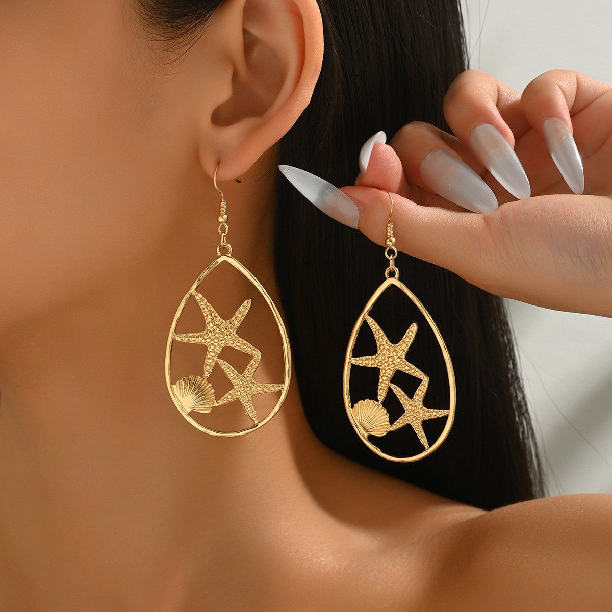 Women's Beach Style Retro Exaggerated Golden Scallop Versatile Creative Shell Starfish Earrings