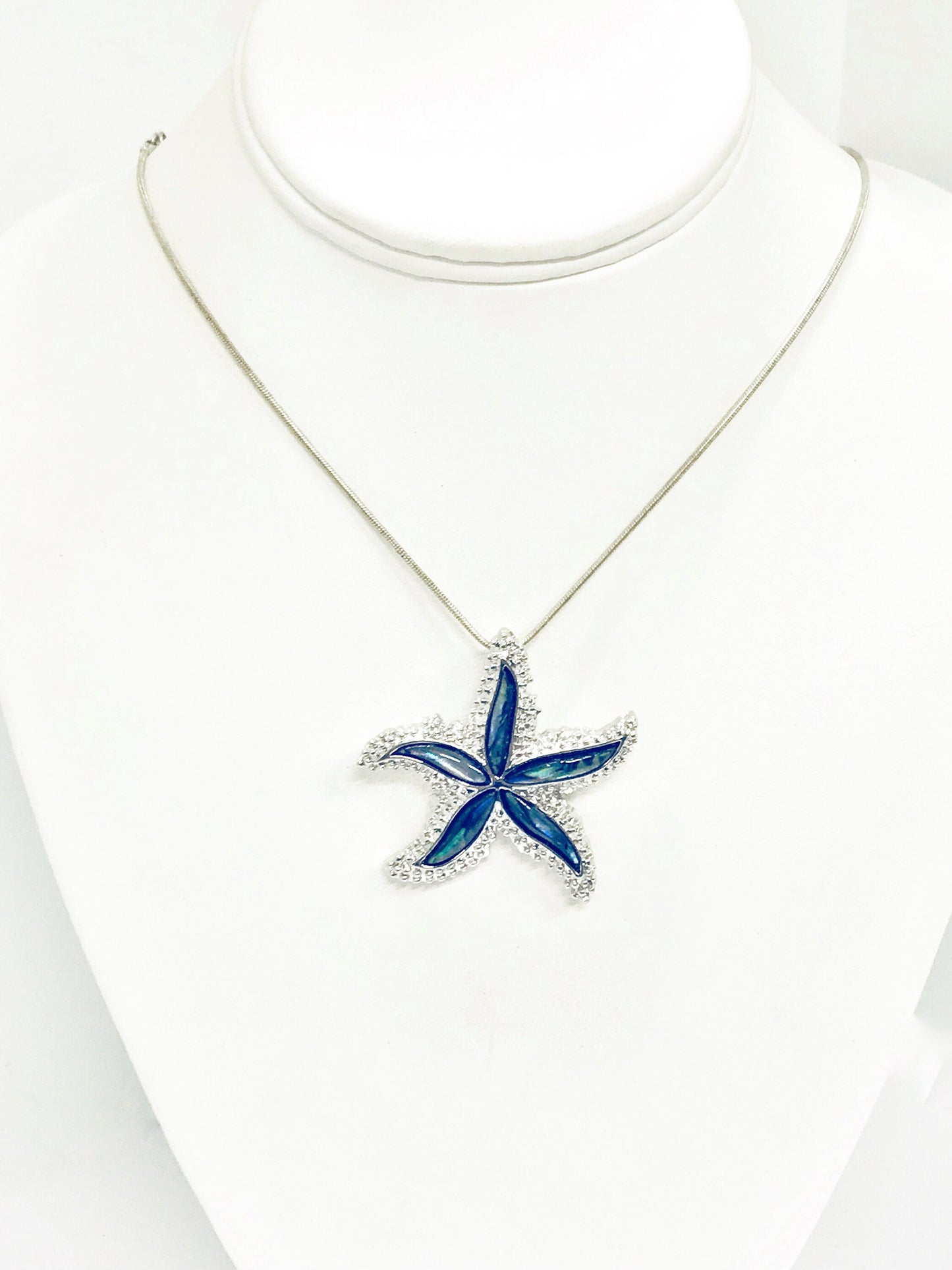 Starfish Pendant Necklace, Beach Lover Gift, Starfish Necklace, Beach Jewelry, Starfish Jewelry, Shell Pendant, Beach Style, Wife Jewelry